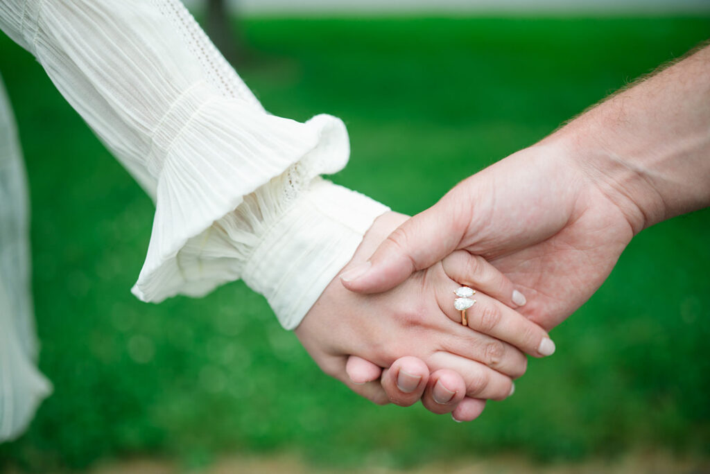 engagement wedding photographer in oregon